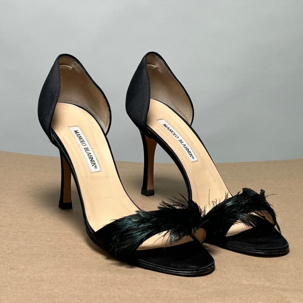 Rare Vintage Manolo Blahnik black high heels